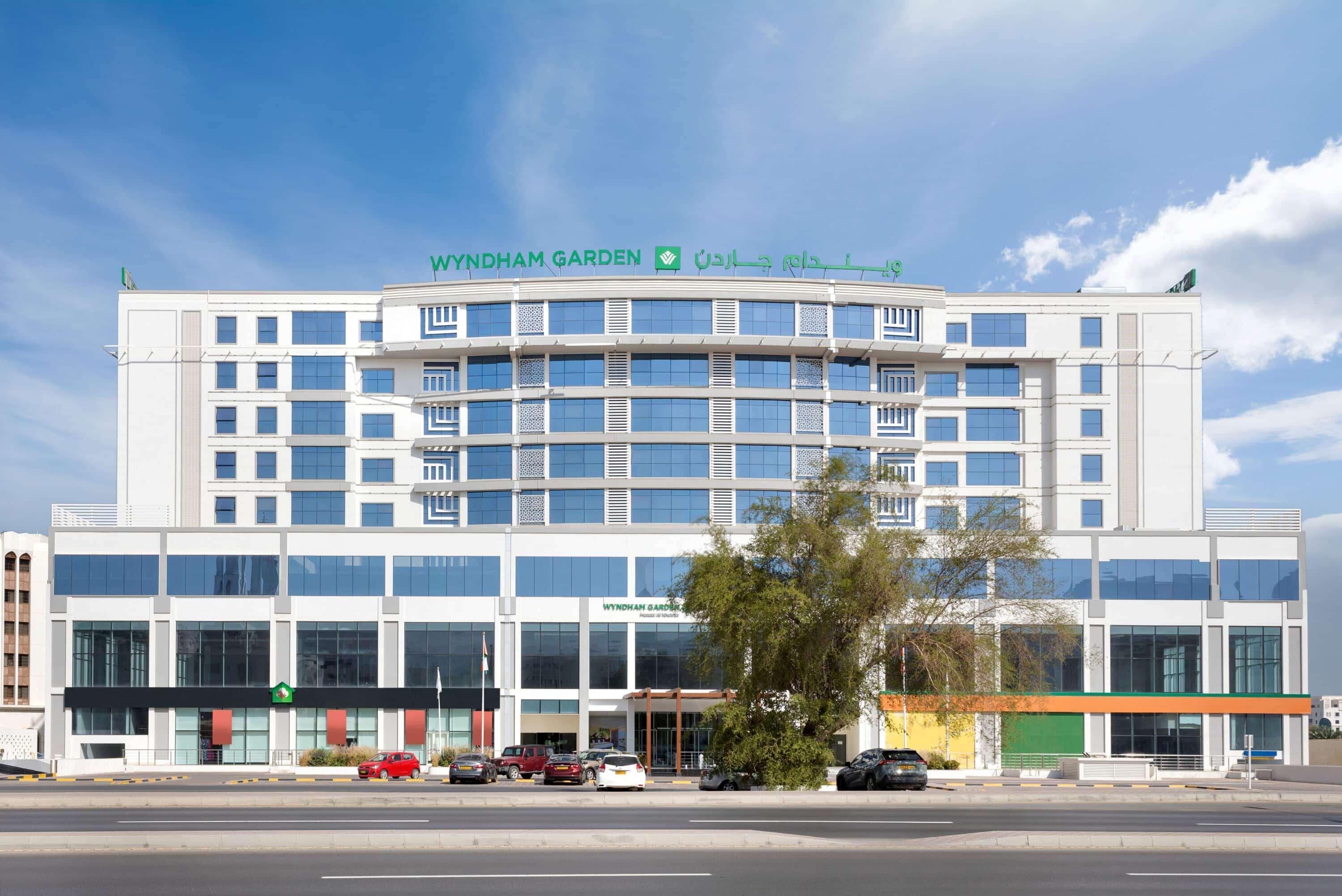 Отель Wyndham Garden Muscat Al Khuwair Экстерьер фото