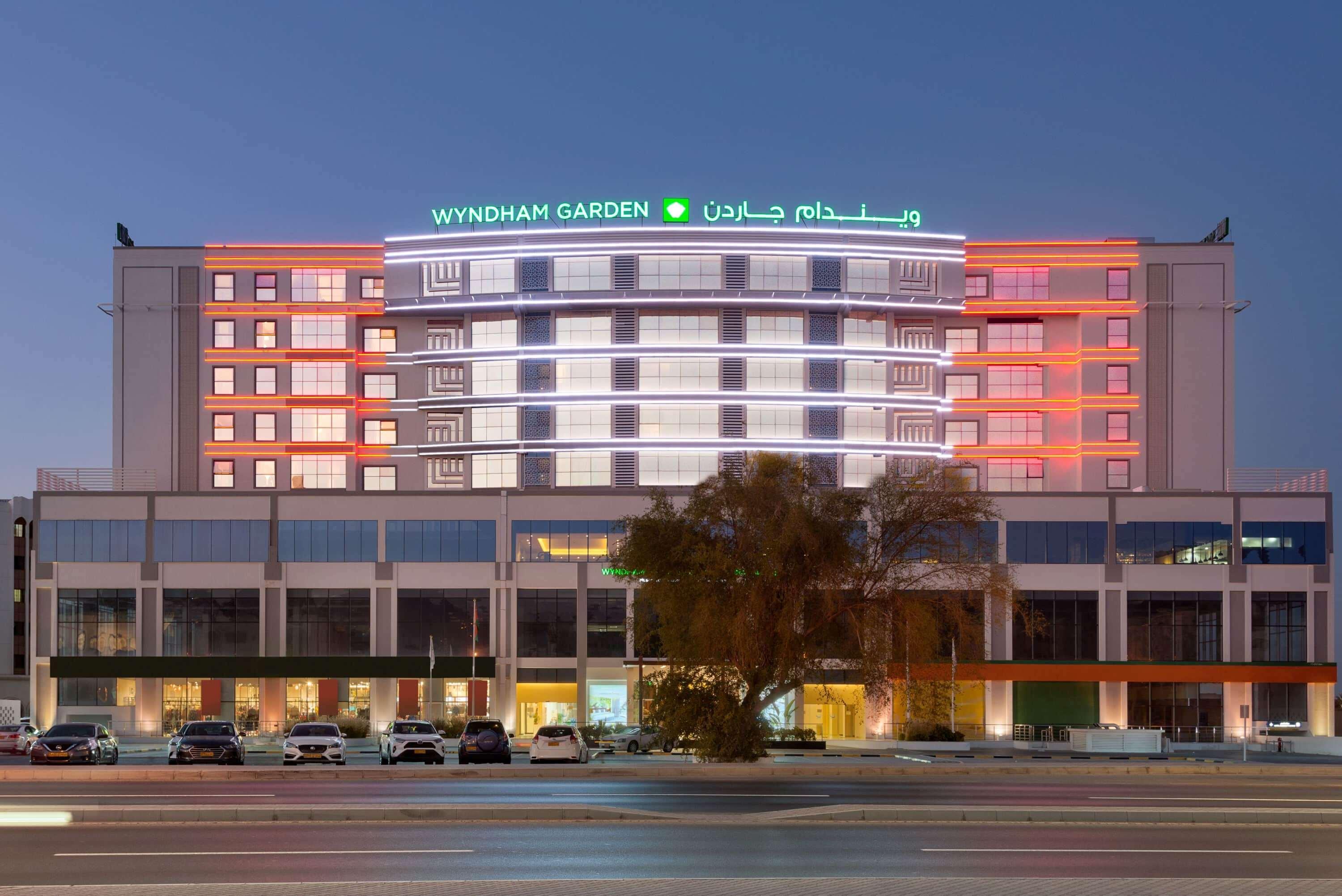 Отель Wyndham Garden Muscat Al Khuwair Экстерьер фото