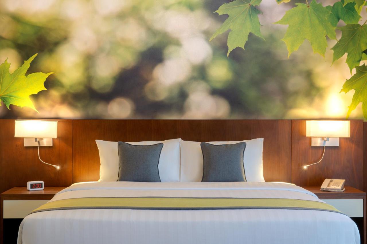 Отель Wyndham Garden Muscat Al Khuwair Экстерьер фото